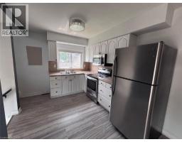 5 Viking Court Unit# 304, Grimsby, ON L3M3T8 Photo 8