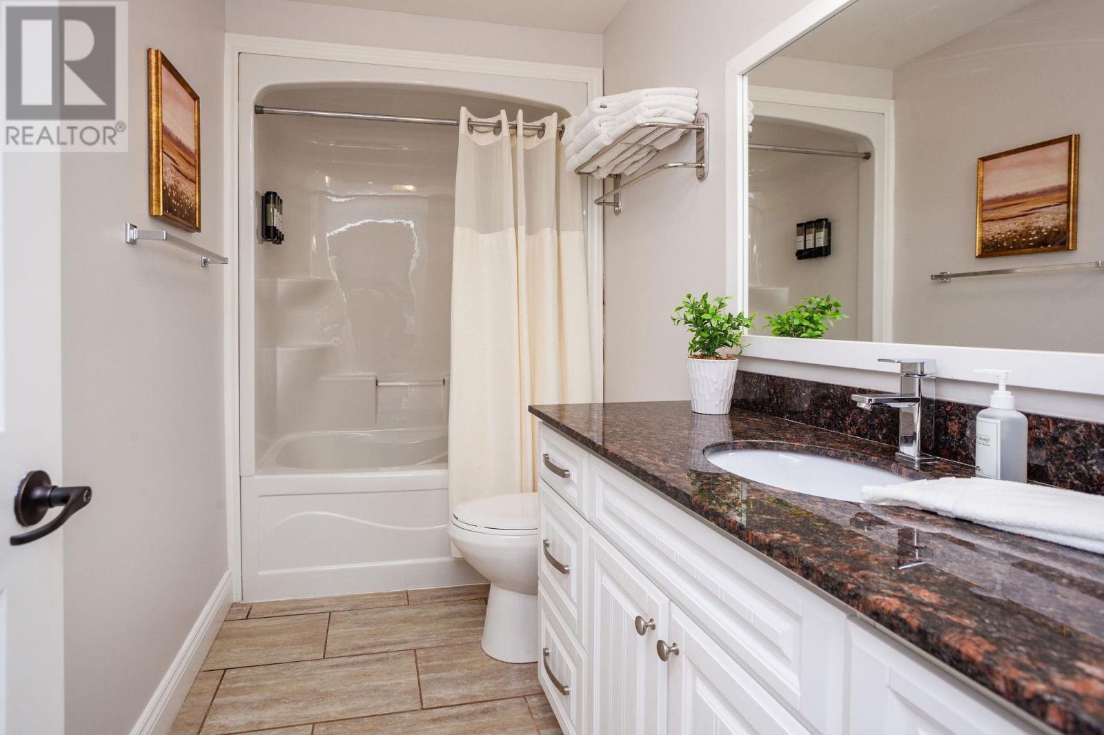 #22 170 Schoolhouse Lane - 16