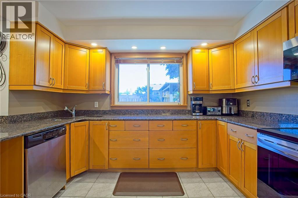 39 AINSWORTH Street - 15