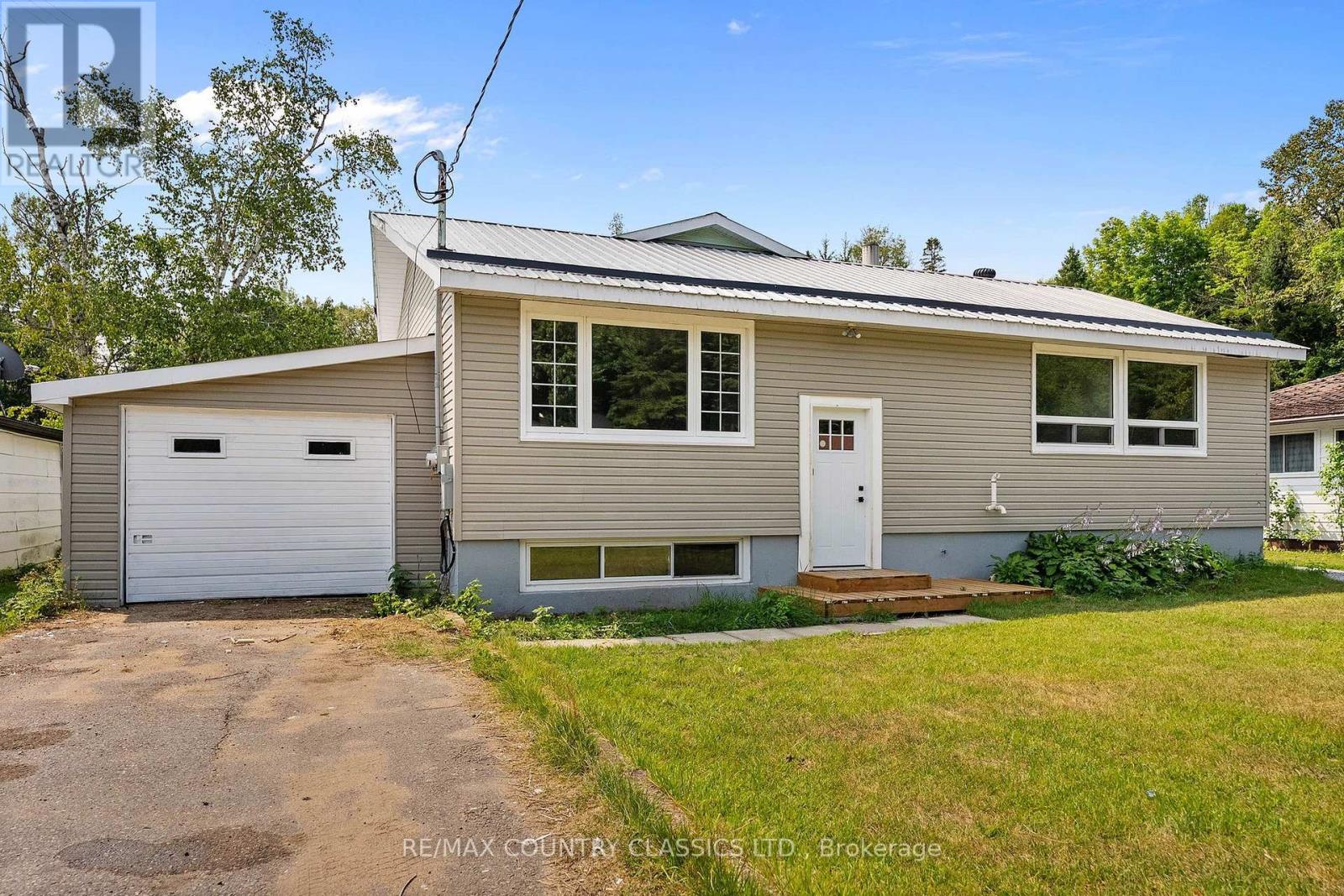 1043 ESTATES ROAD - 2