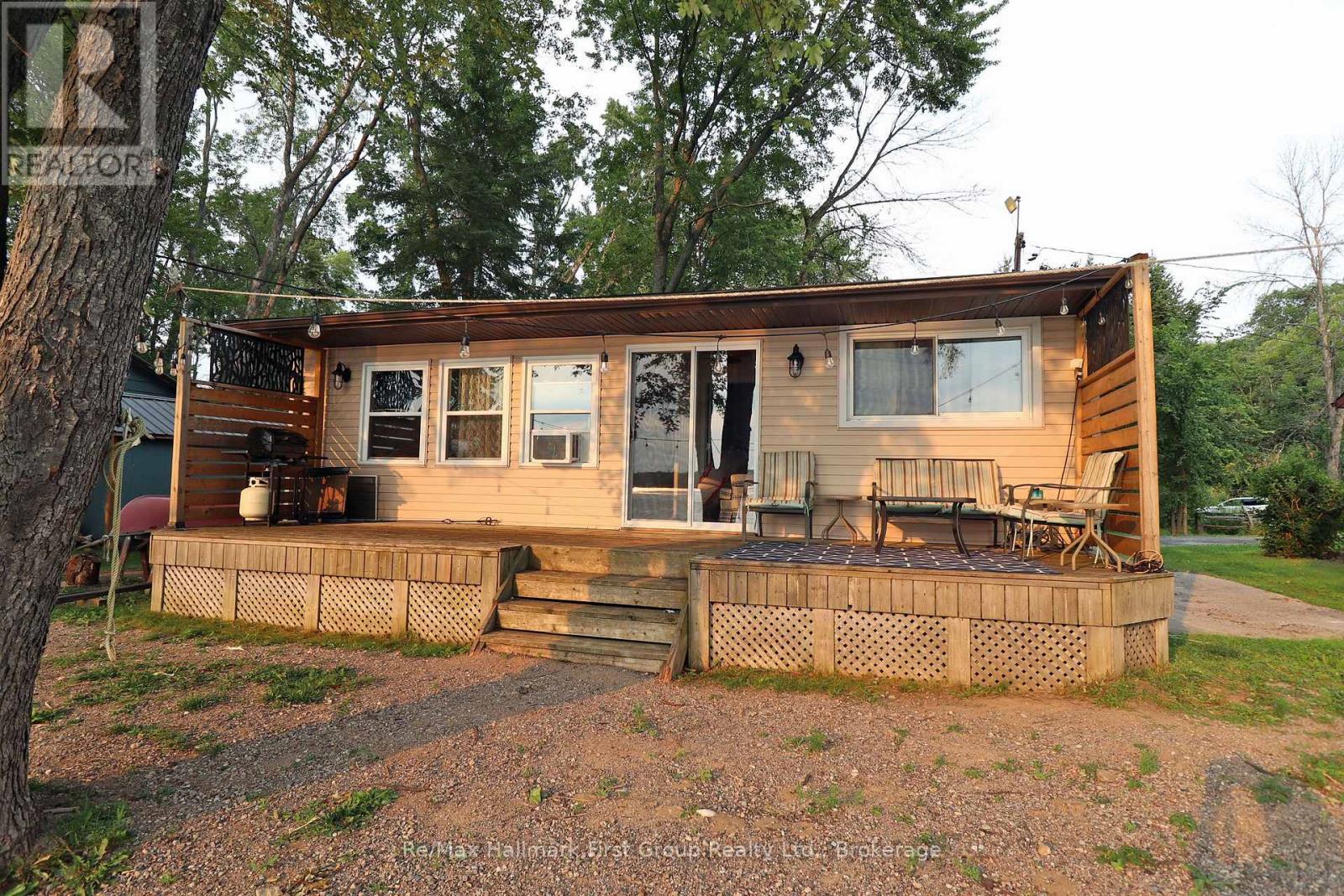 111 HUGHES LANE - Image 10