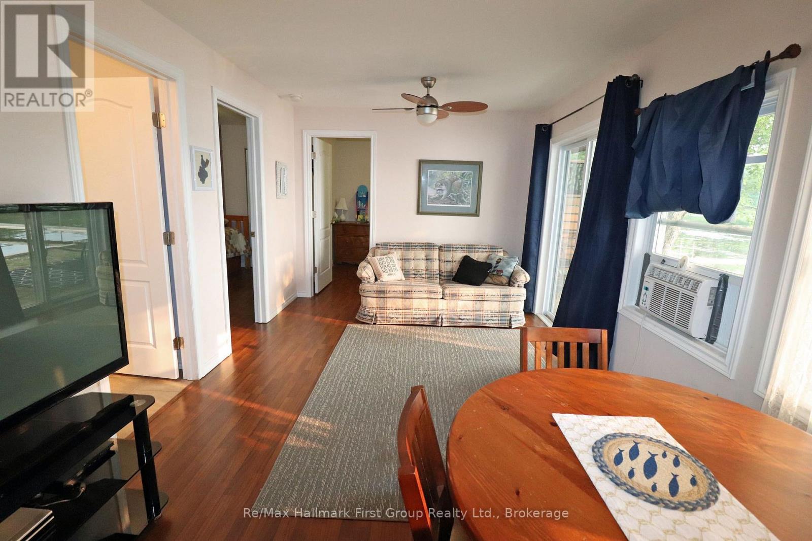 111 HUGHES LANE - Image 19