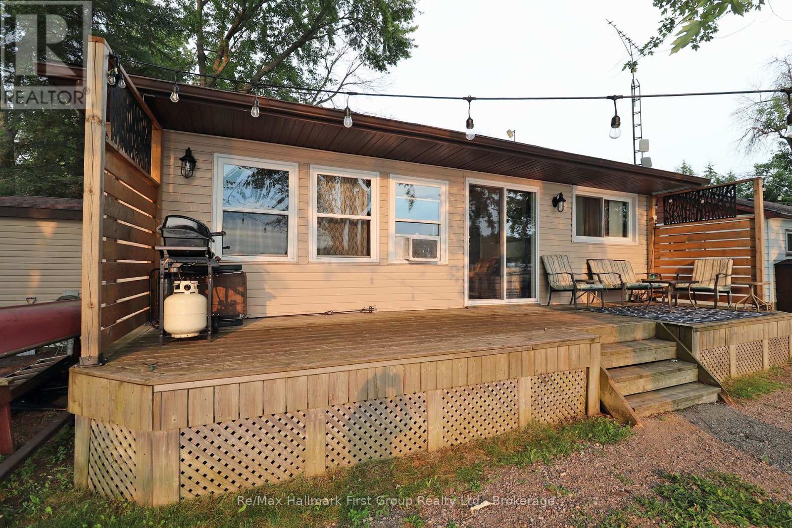 111 HUGHES LANE - Image 8