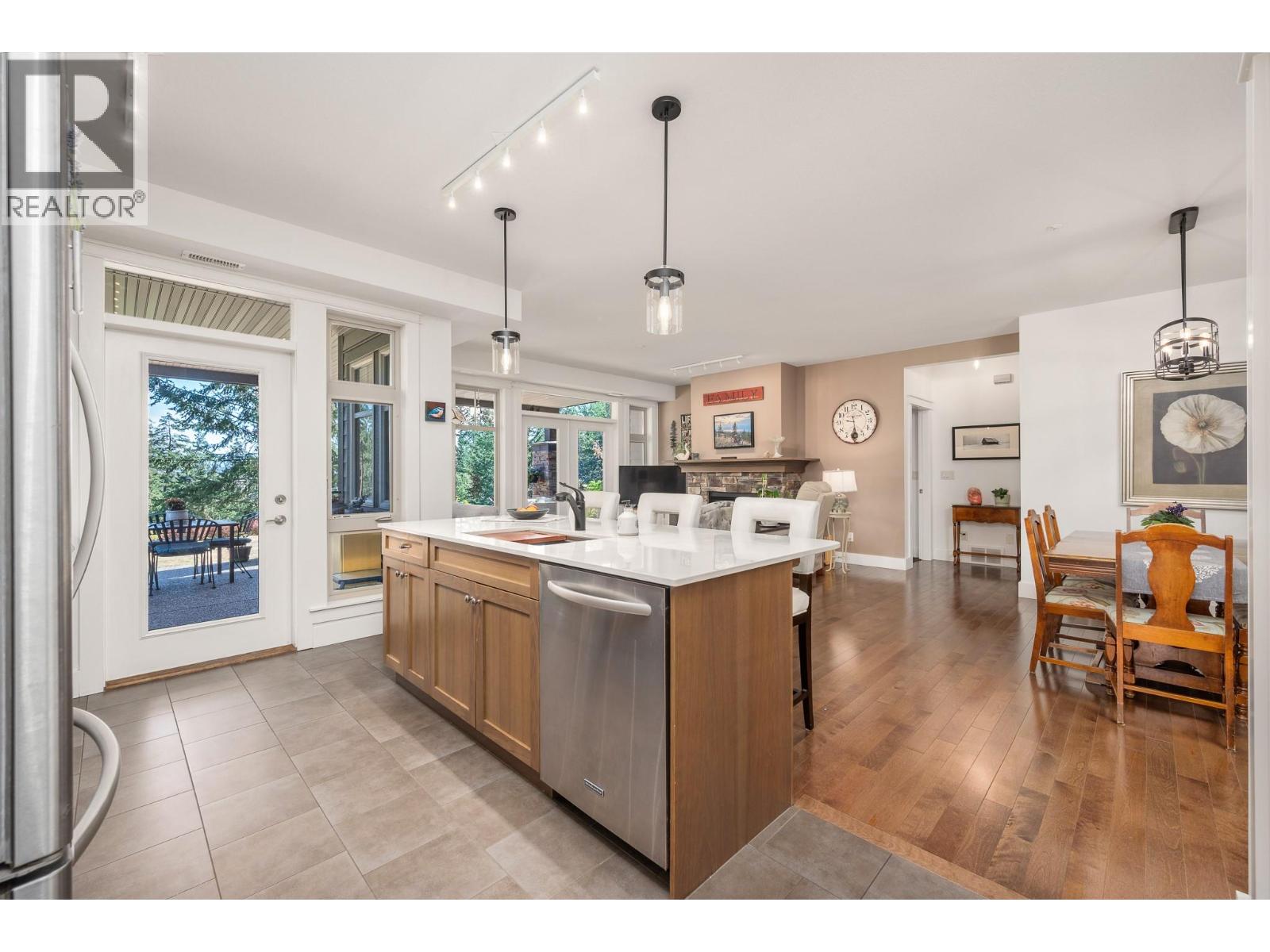 #19 333 Longspoon Drive - 13