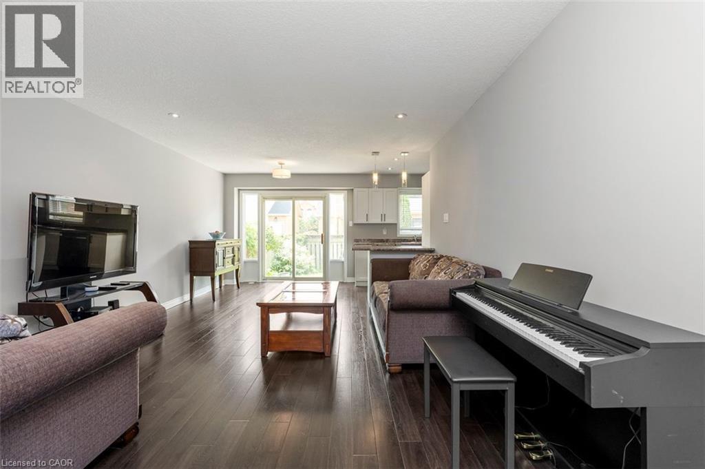 2248 SETON Crescent - 7