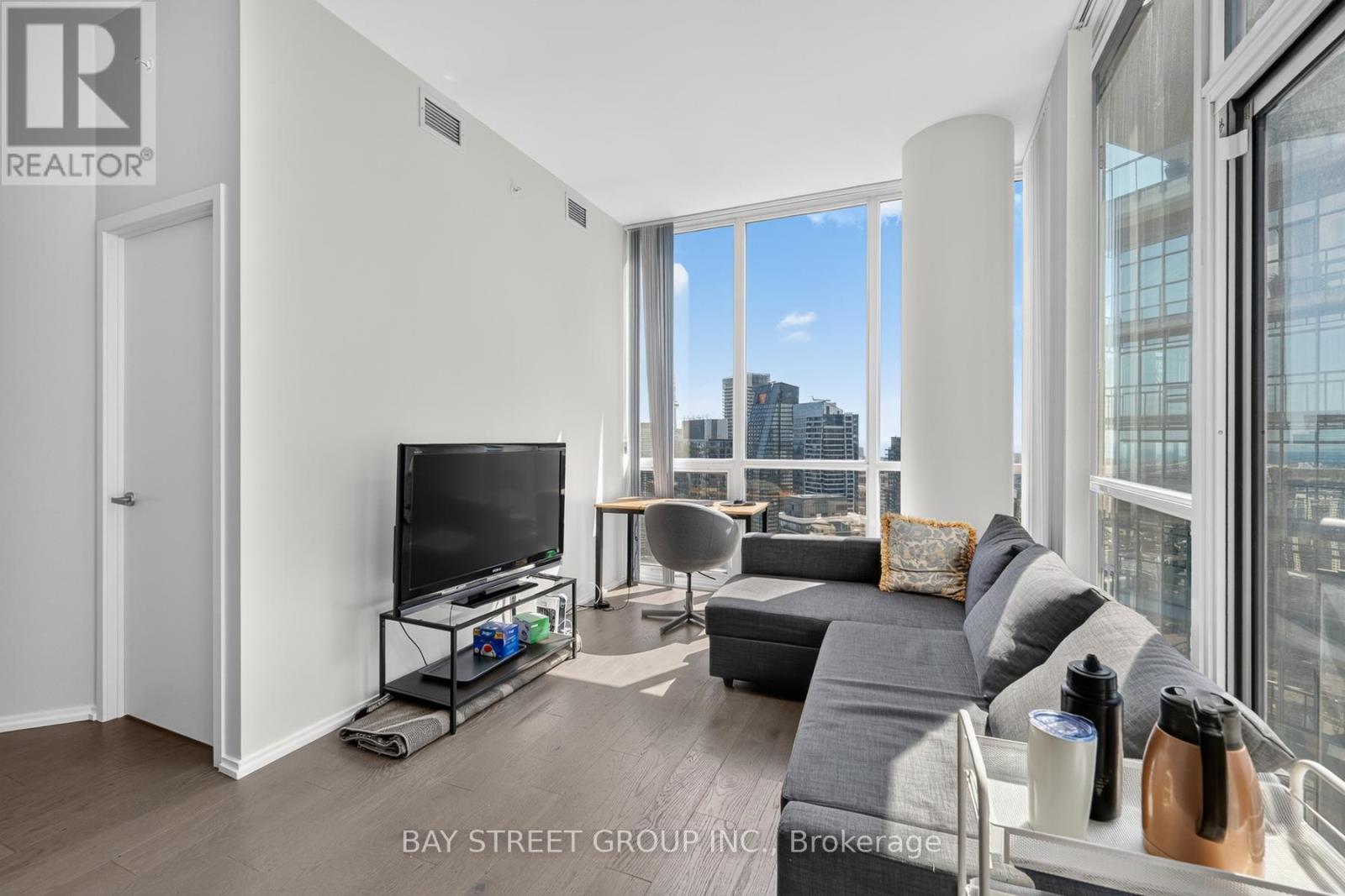 #5102 45 CHARLES STREET E - 11