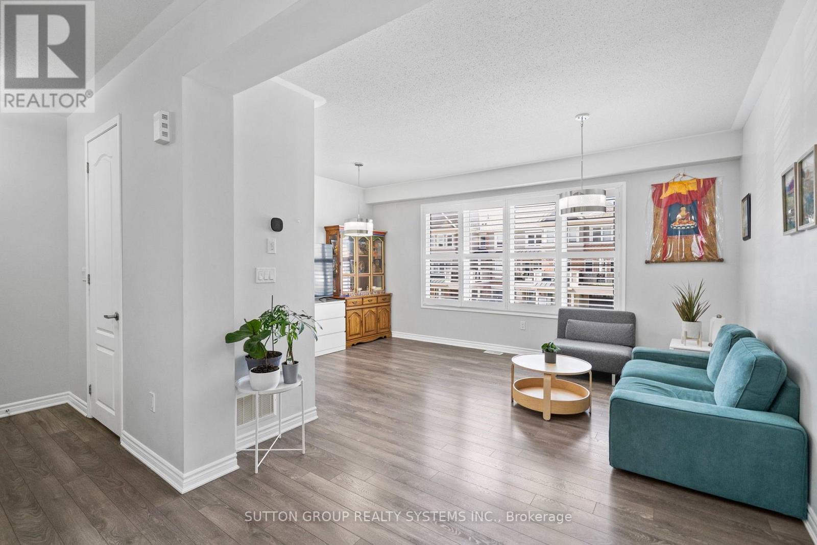 11 FUSILIER DRIVE - Image 15