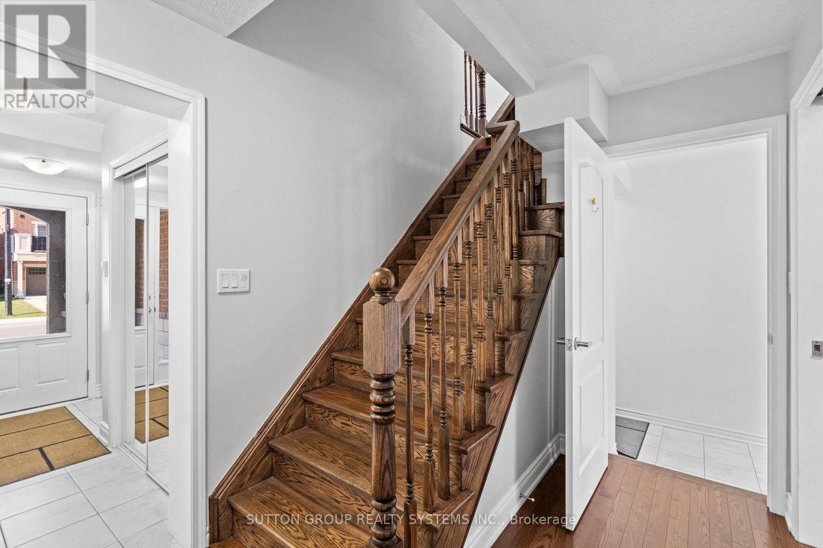 11 FUSILIER DRIVE - Image 6