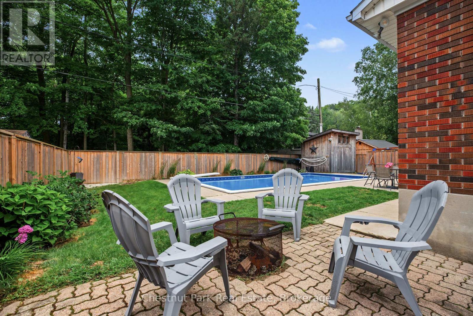 583 6TH STREET W - Image 36