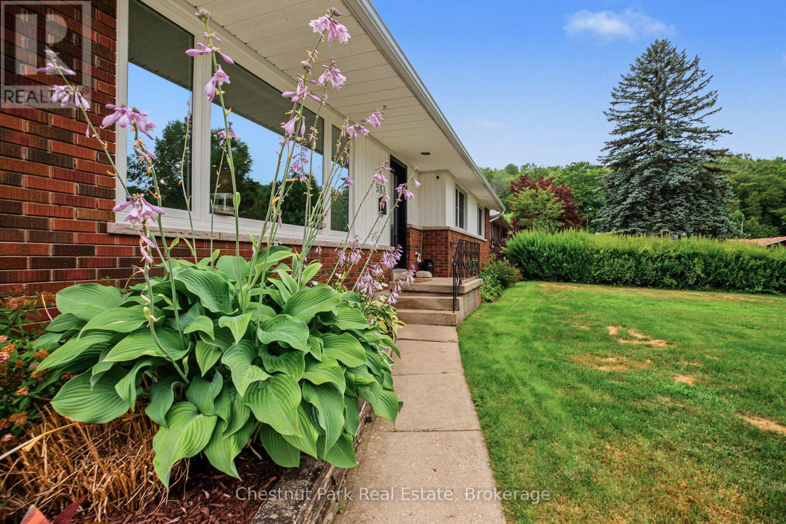 583 6TH STREET W - Image 6