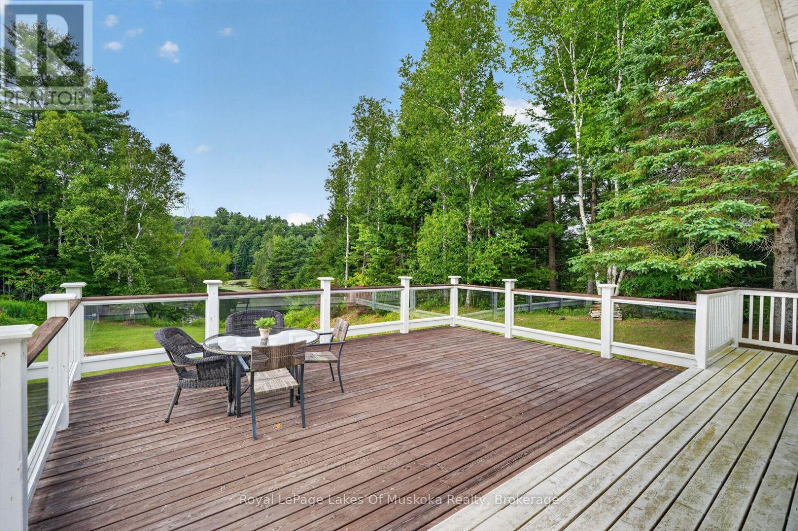 44 SHELLWOOD SHORES AVENUE - Image 34