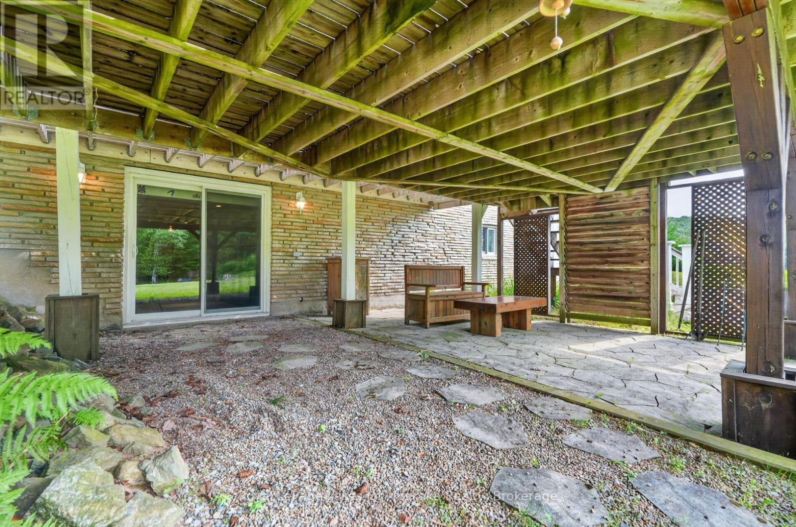 44 SHELLWOOD SHORES AVENUE - 35