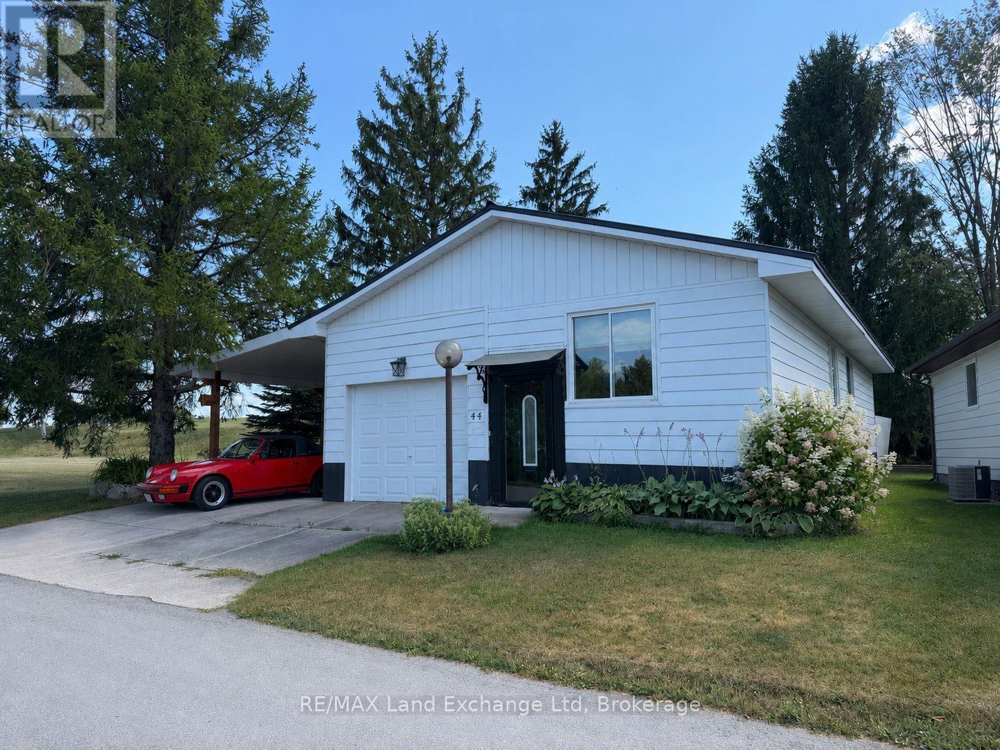 44 BRIARWOOD CRESCENT, North Huron (Wingham) — photo 2