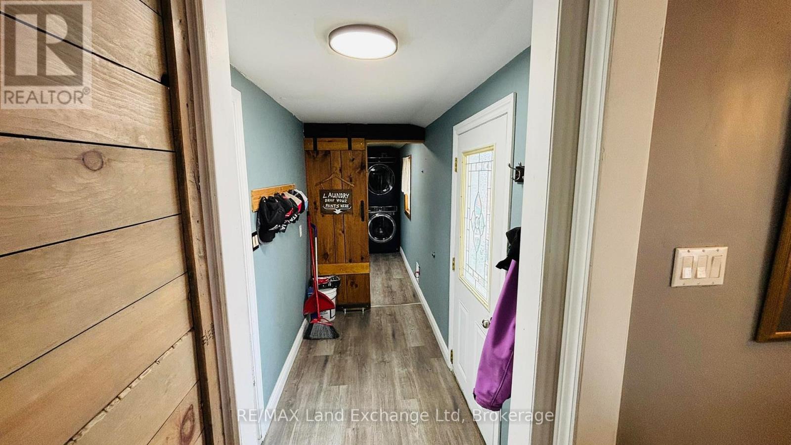 1041 MAIN STREET - 22