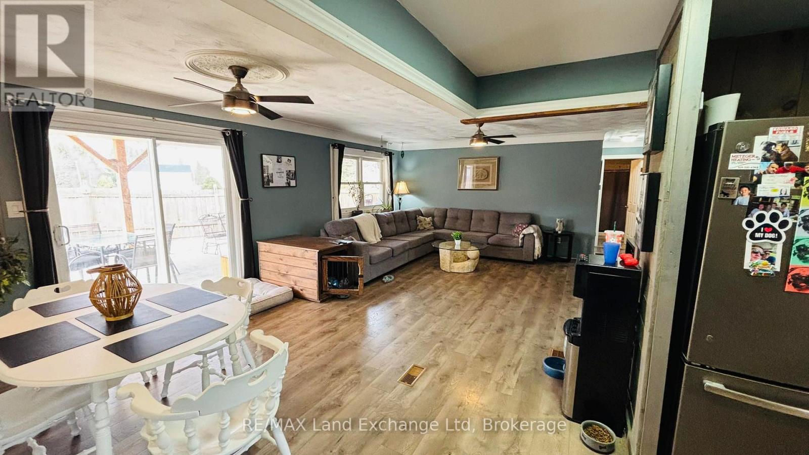 1041 MAIN STREET - 7