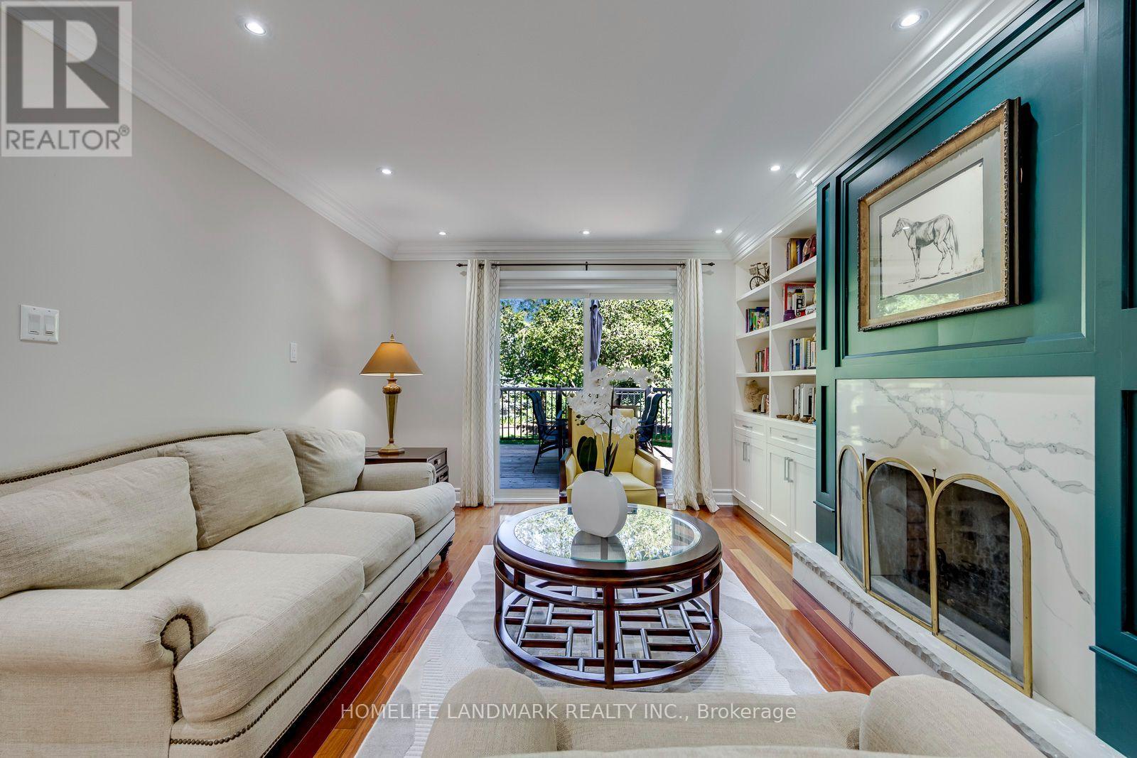 2935 KINGSWAY DRIVE - 13