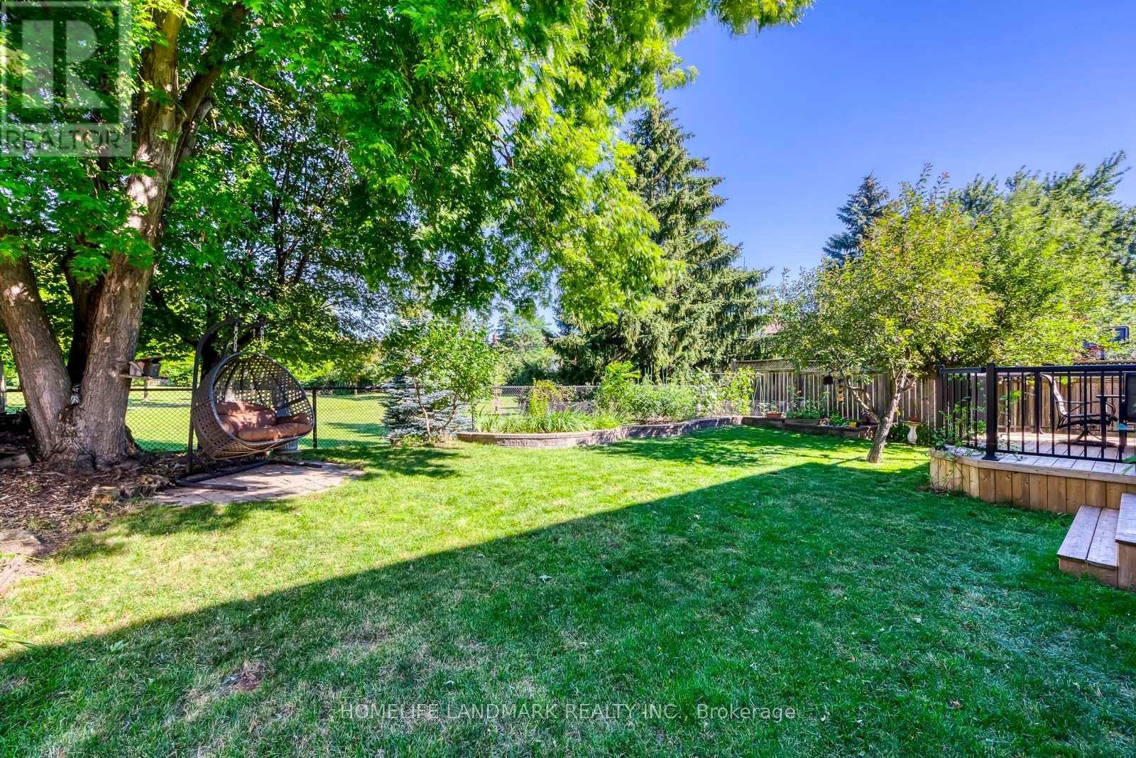 2935 KINGSWAY DRIVE - 45