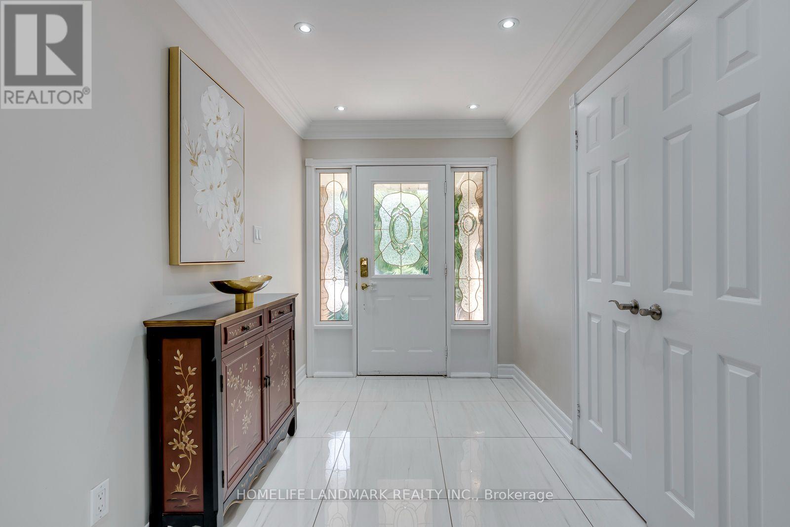 2935 KINGSWAY DRIVE - 5