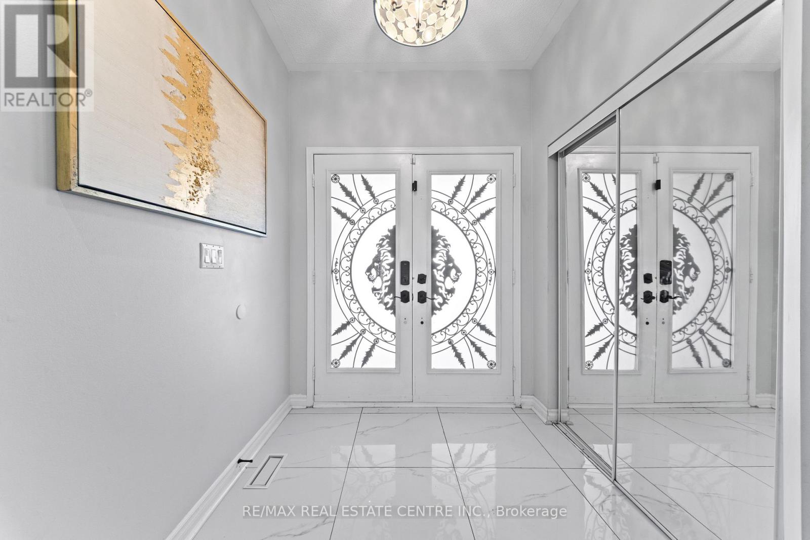 10 MIDVALE ROAD - 5