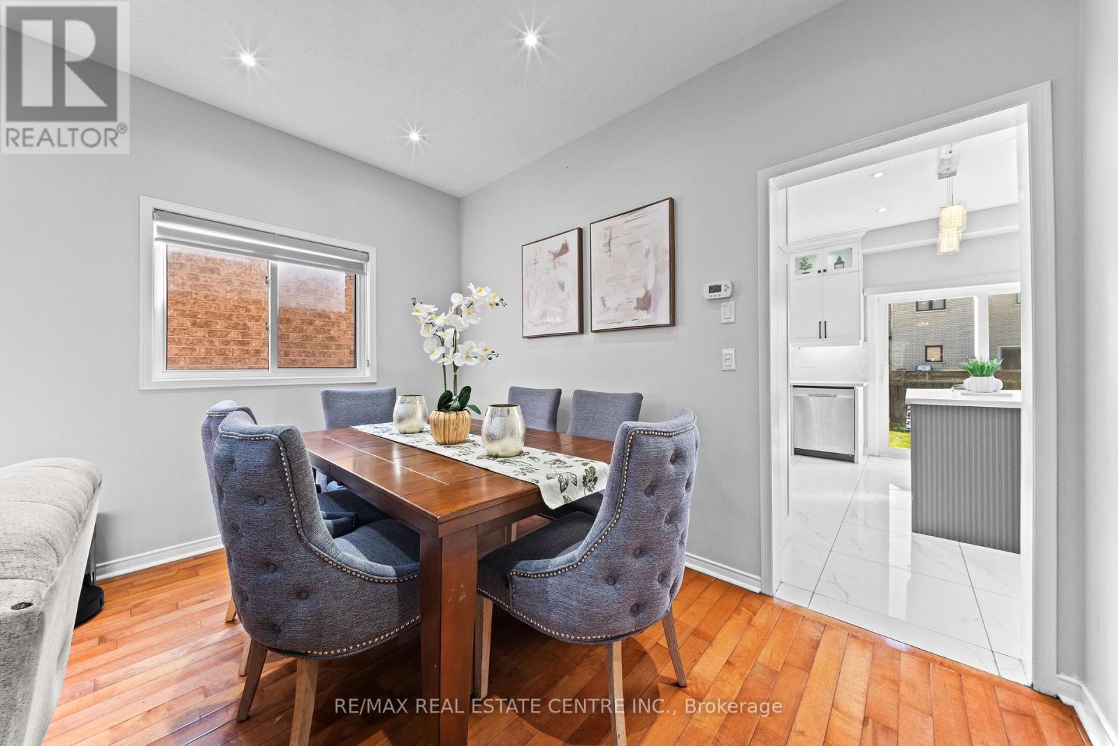 10 MIDVALE ROAD - 8