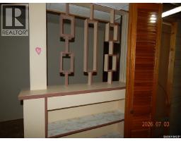 710 3rd Street E, Assiniboia, SK S0H0B0 Photo 25