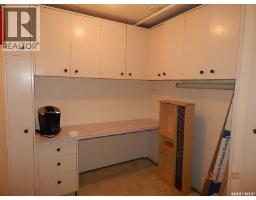 710 3rd Street E, Assiniboia, SK S0H0B0 Photo 21