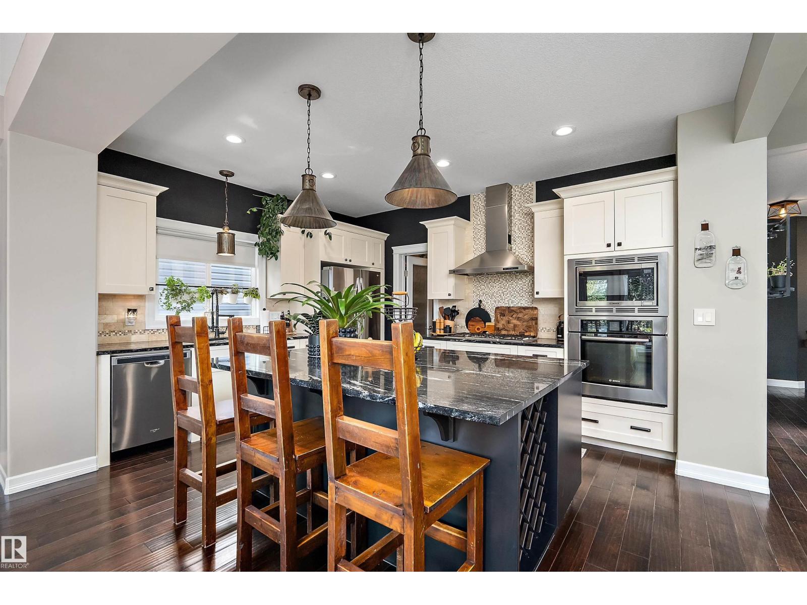 180 SHEPPARD CI - Image 11