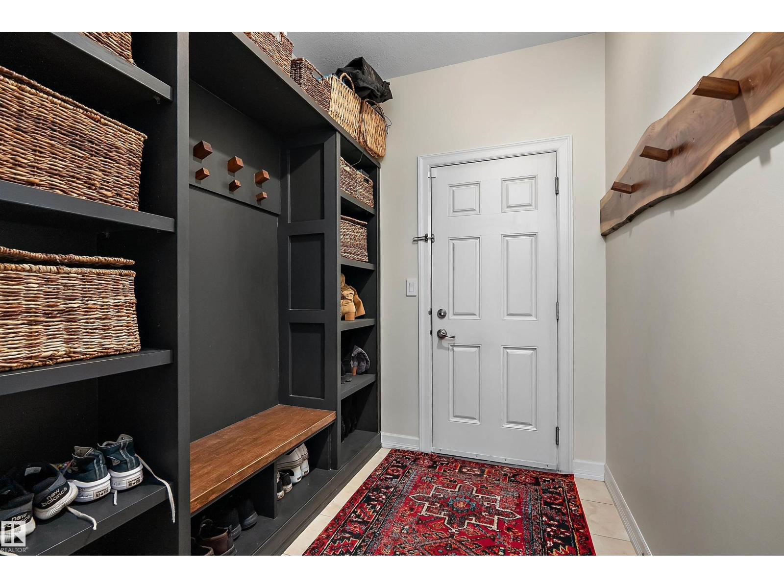 180 SHEPPARD CI - Image 19