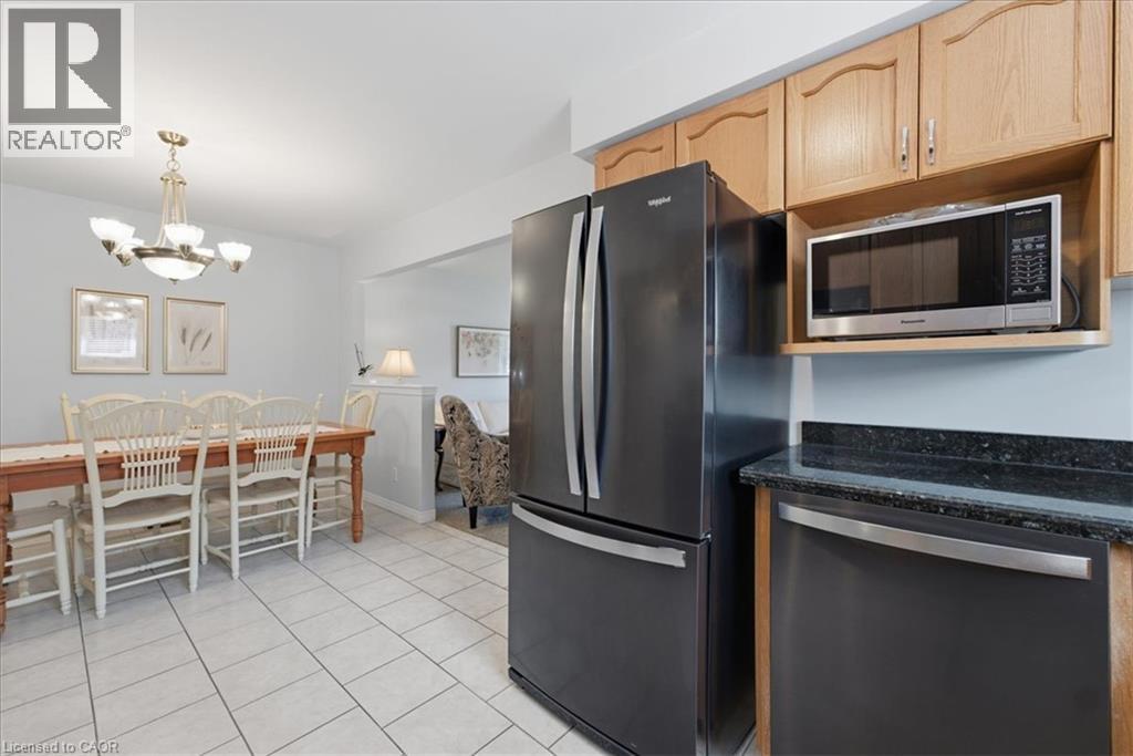 18 HAWK Street - Image 11