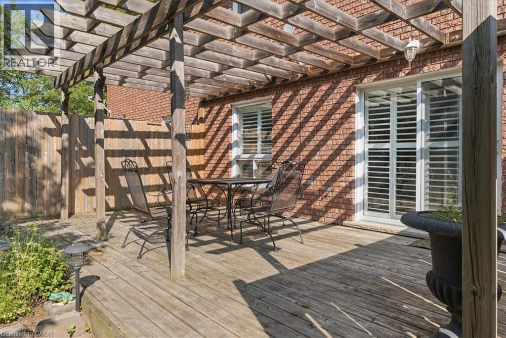 18 HAWK Street - 31