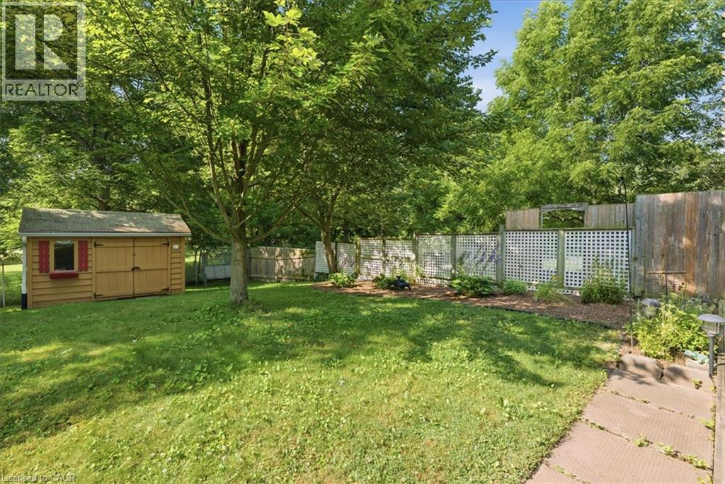 18 HAWK Street - Image 33