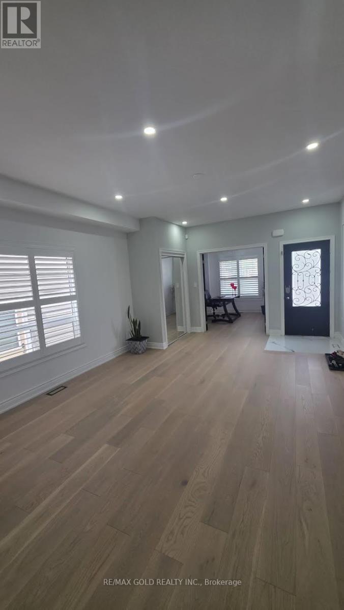 318 WALLACE STREET - 21