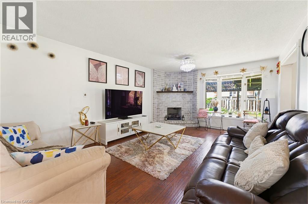 459 DICENZO Drive - Image 13