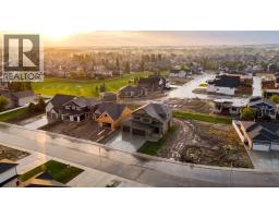 Primary Bedroom - 3076 21 Street, Coaldale, AB T1M0G1 Photo 6