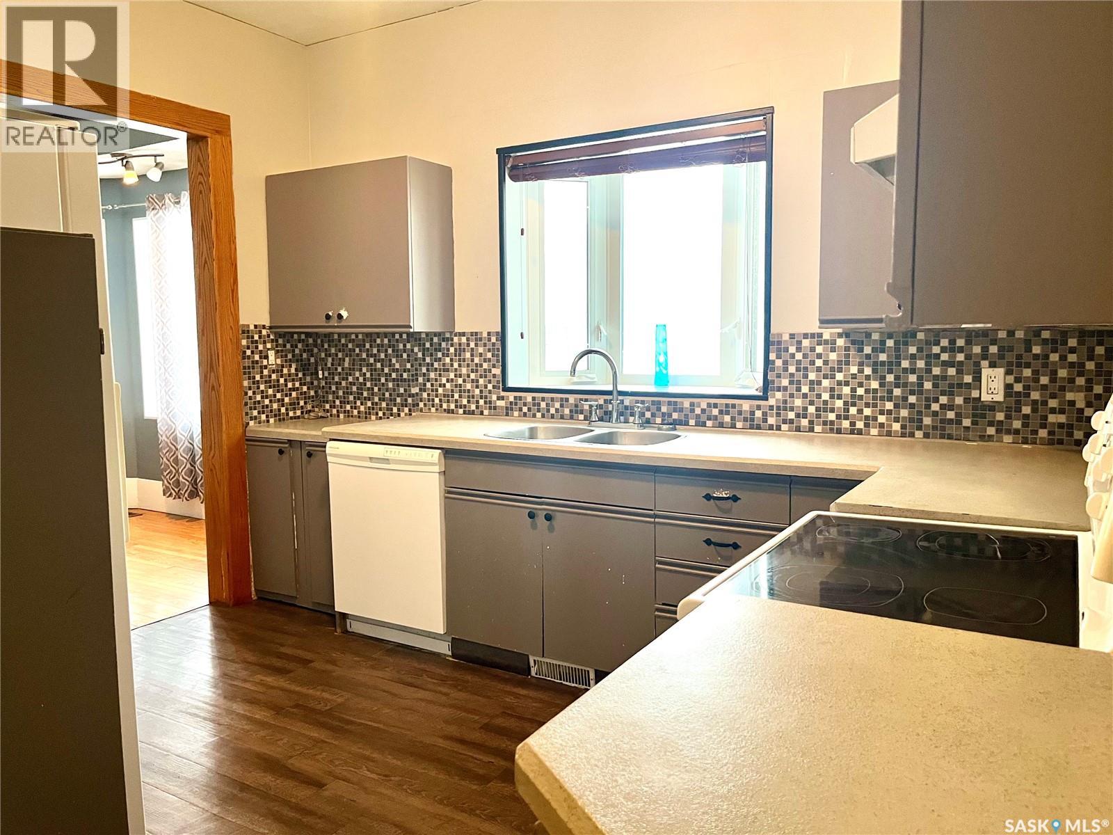 394 2nd STREET - 11