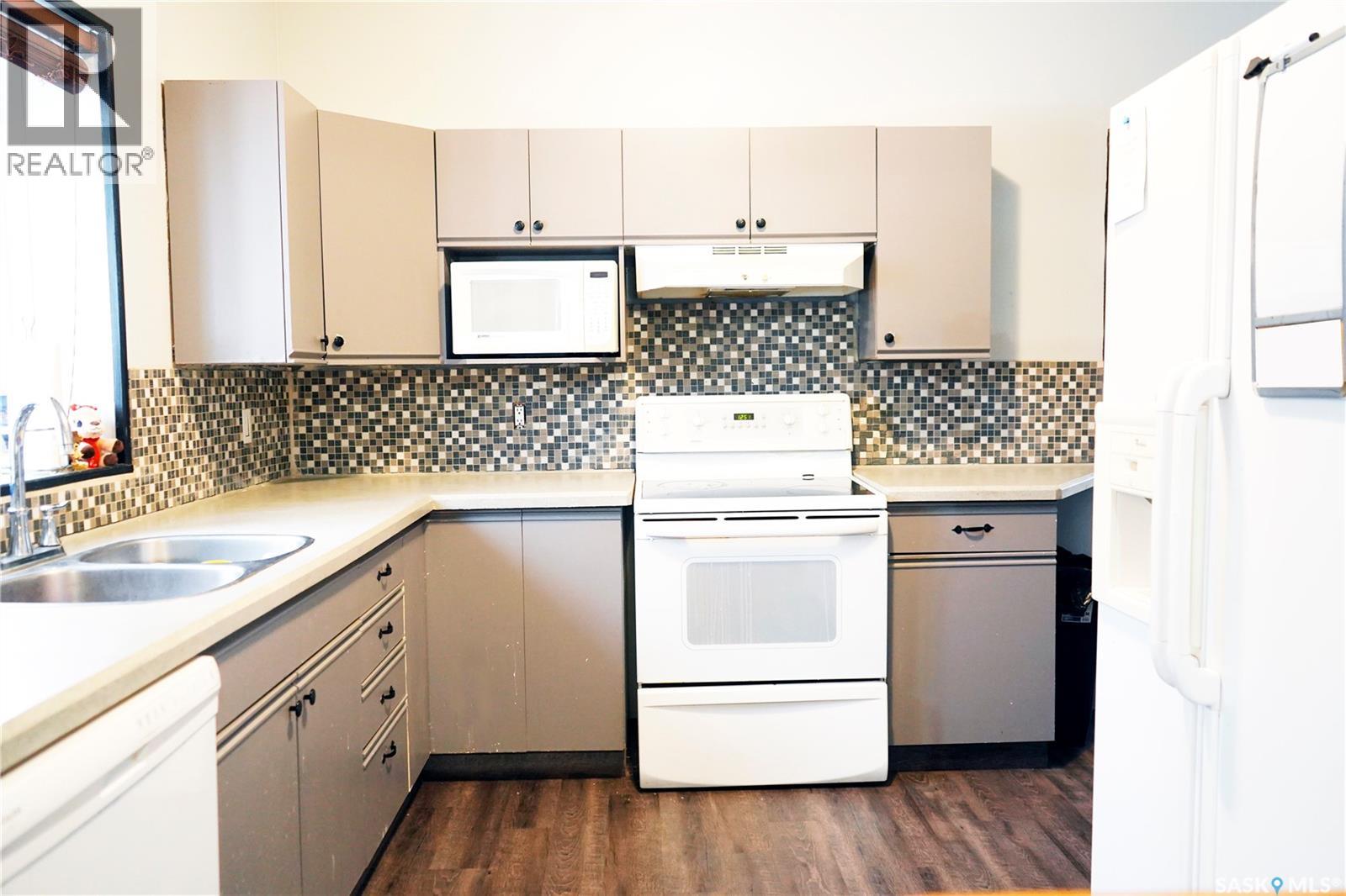 394 2nd STREET - 9