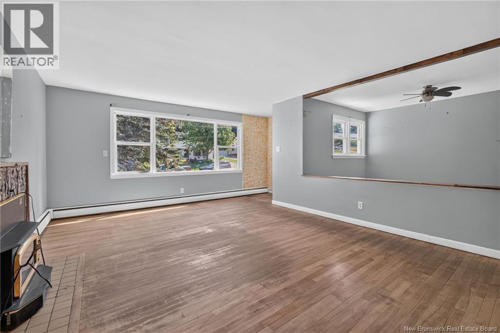 109 Chesswood Drive - Image 16
