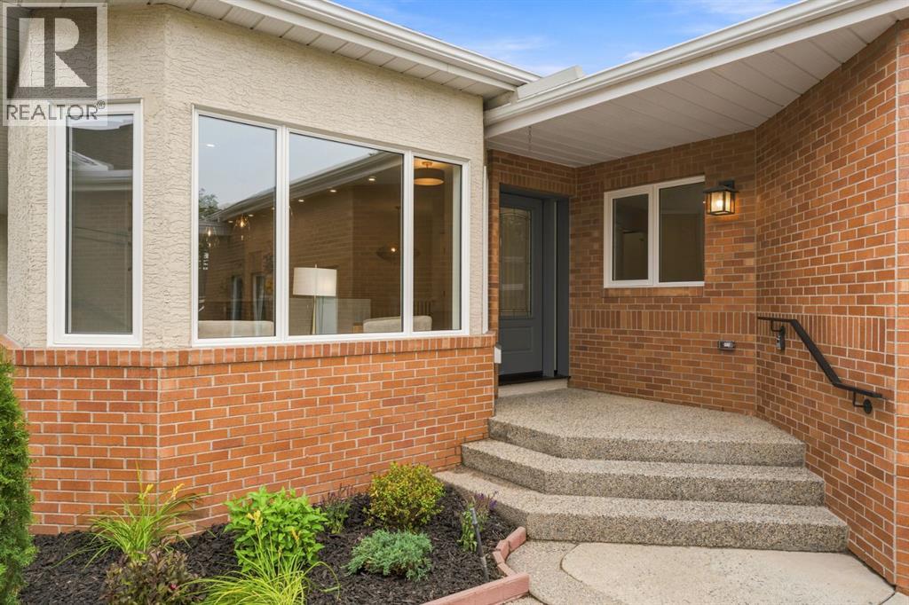 12 Prominence Point SW, Patterson, Calgary photo 2