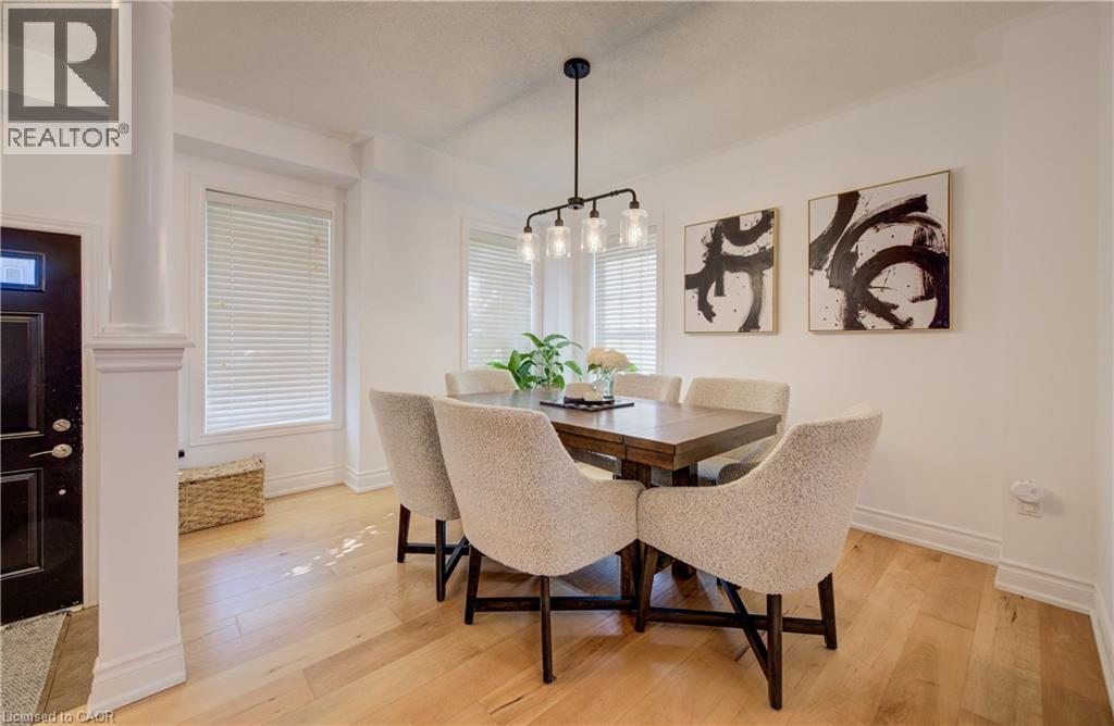 3 GOLDEN IRIS Crescent - Image 6