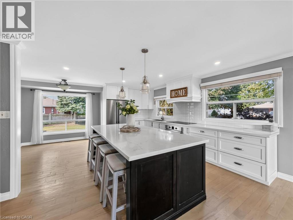 143 CROMWELL Crescent - 10
