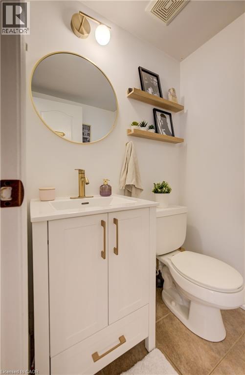 3 GOLDEN IRIS Crescent - Image 22
