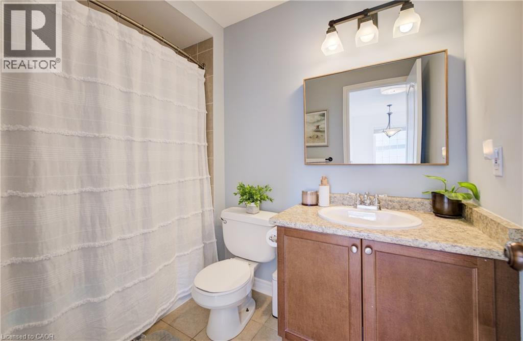 3 GOLDEN IRIS Crescent - Image 28