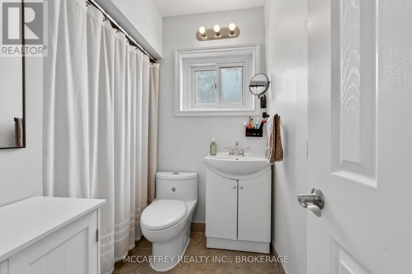 427 THOMAS STREET - Image 13