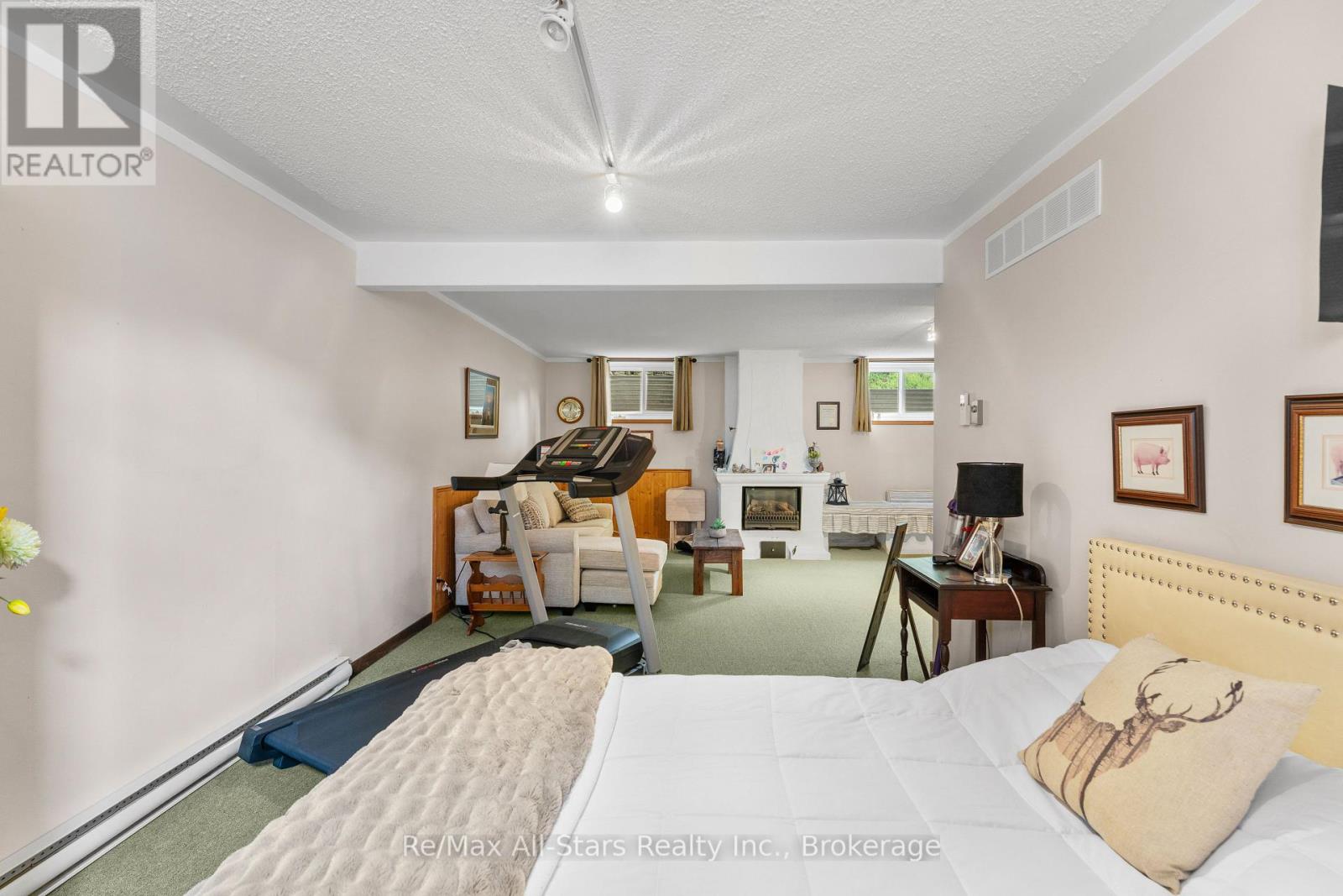 45 JANLISDA DRIVE - 30