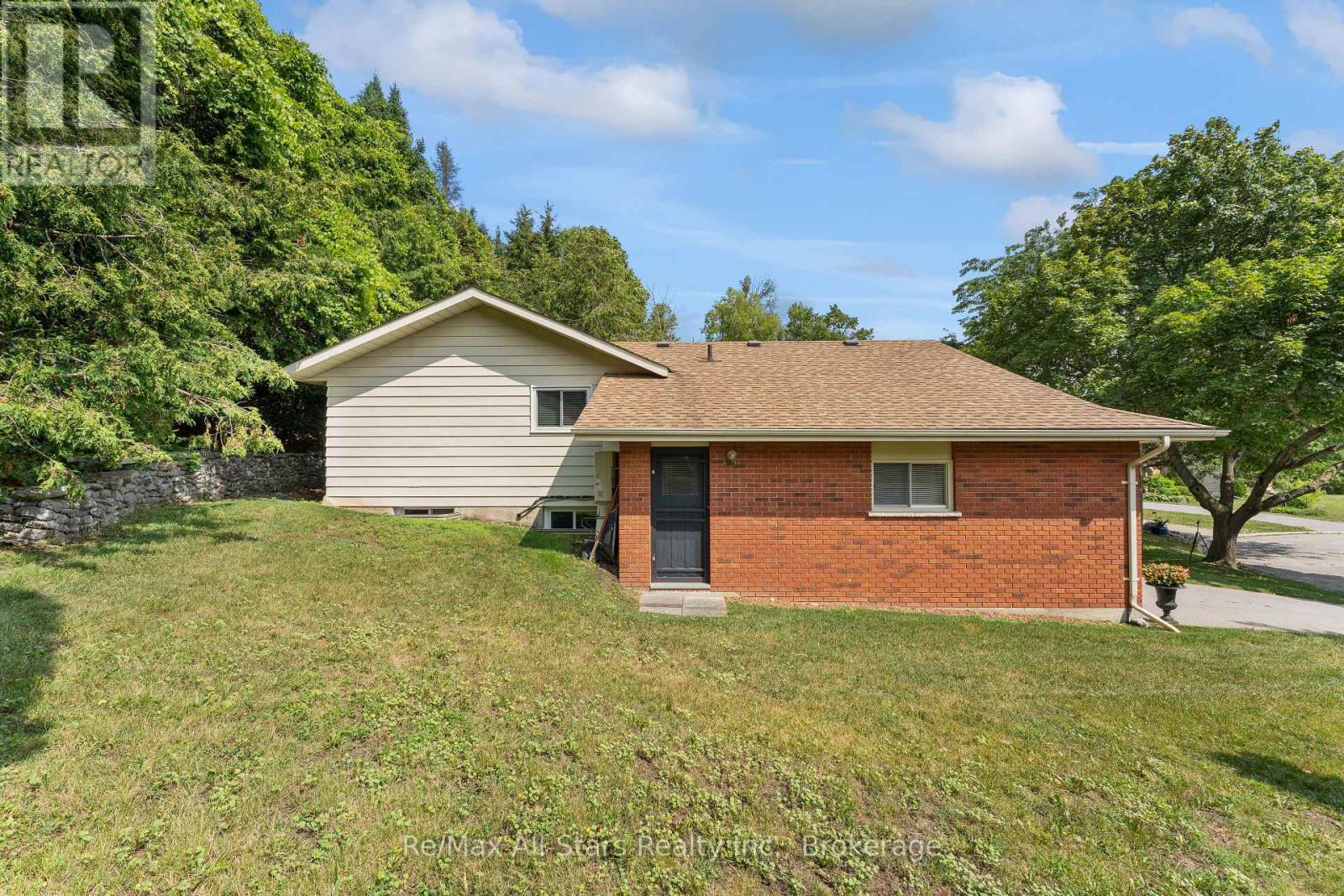 45 JANLISDA DRIVE - 34