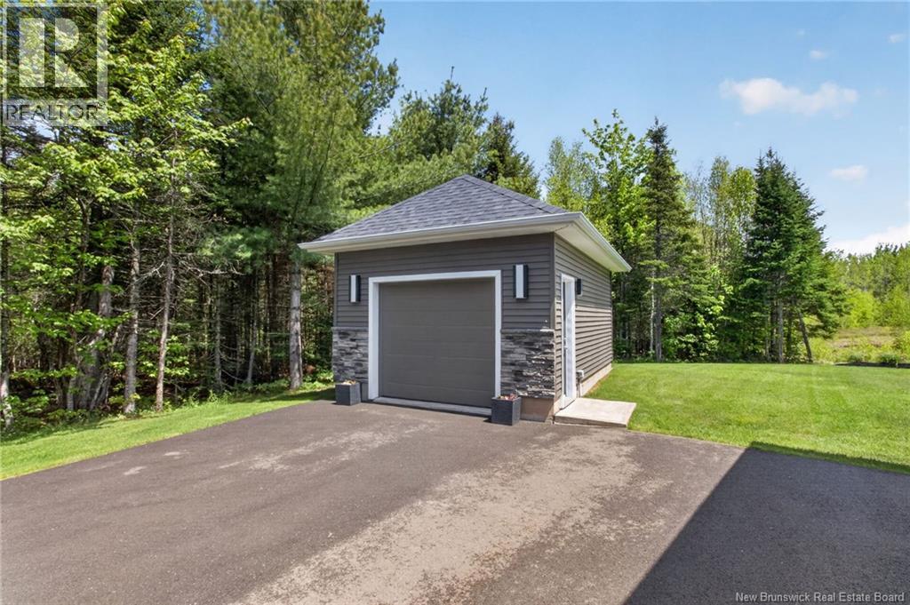 220 RUE DU  Portage Street - Image 4