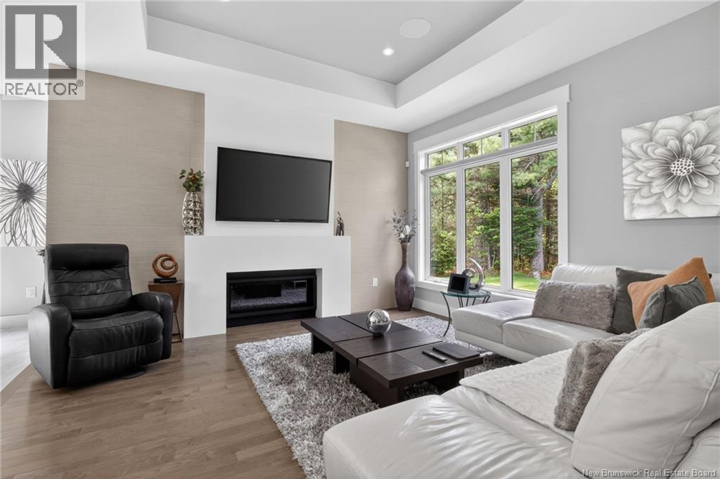 220 RUE DU  Portage Street - Image 16