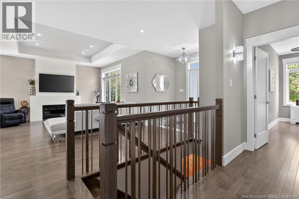 220 RUE DU  Portage Street - Image 15
