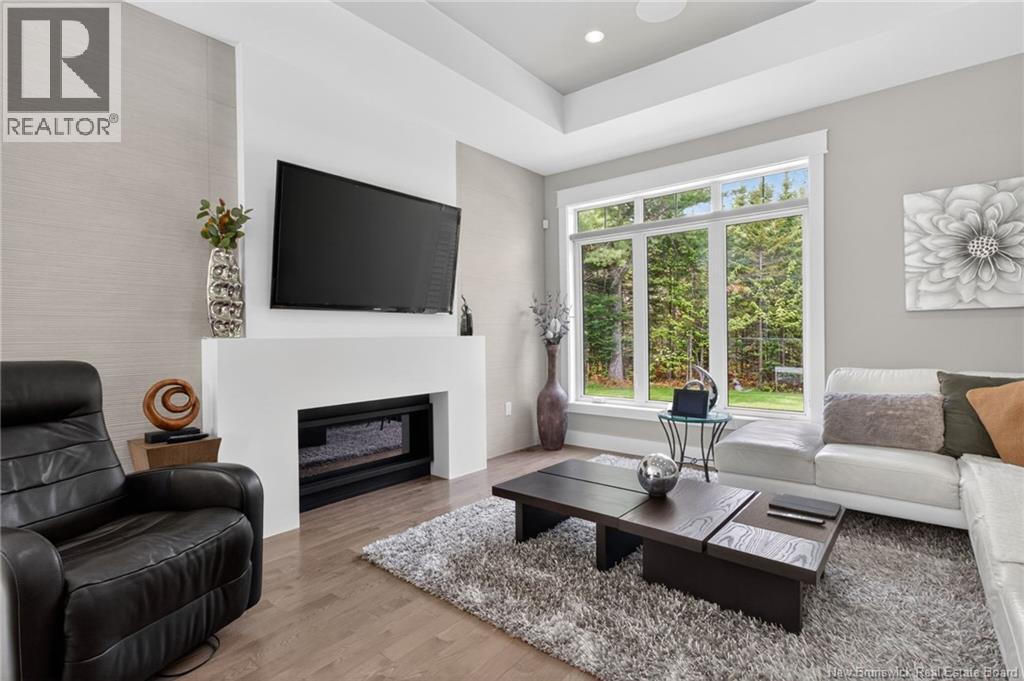 220 RUE DU  Portage Street - Image 18