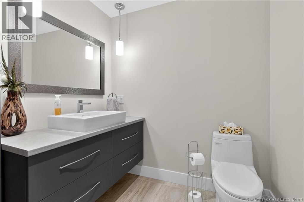 220 RUE DU  Portage Street - Image 46